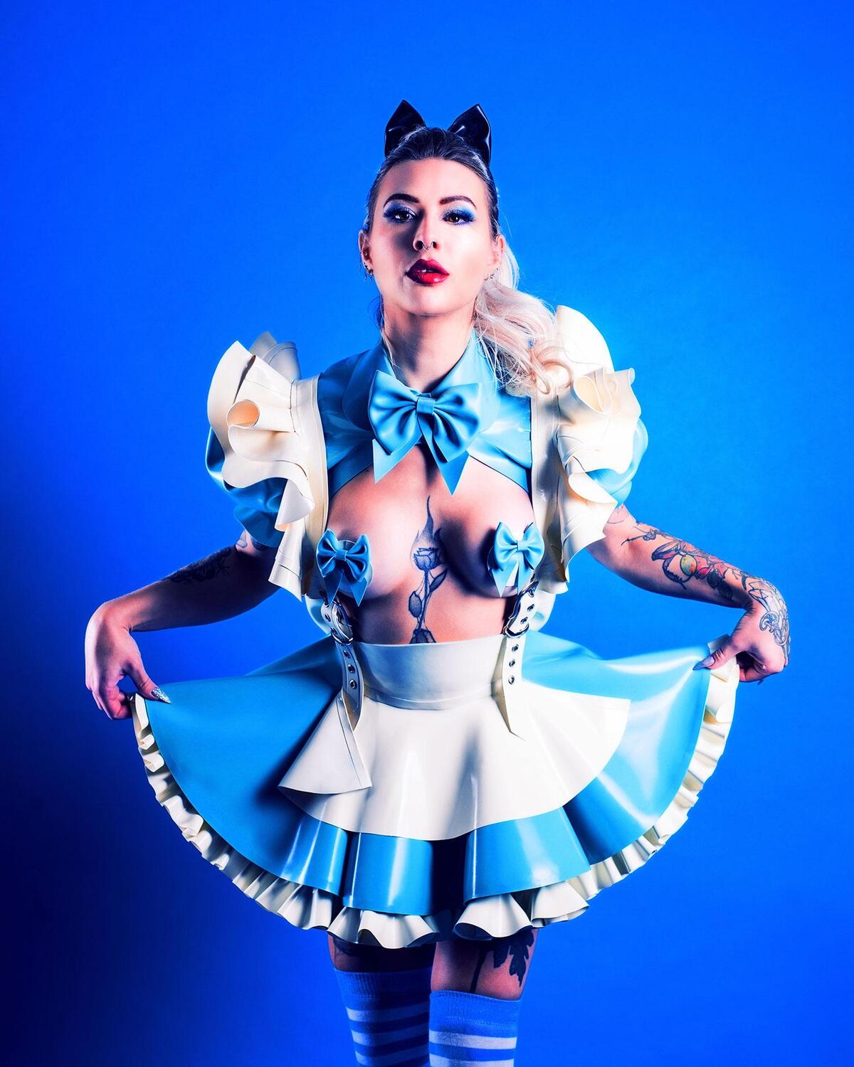 Bild: 9783866082052 | Alice in Wonderland | Ein Fetisch/Latex-Special von MARQUIS | Buch