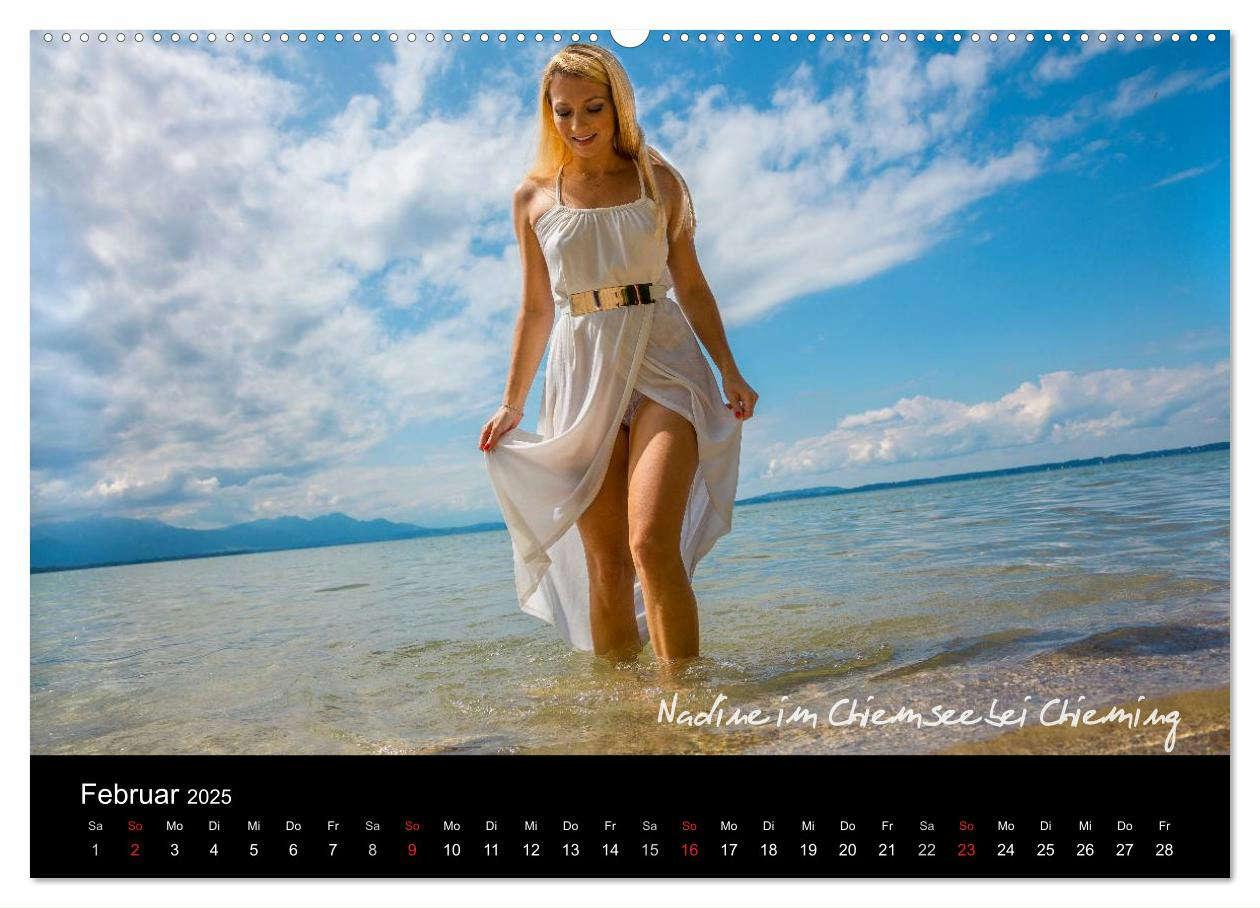 Bild: 9783435671533 | Chiemgau-Mädels (Wandkalender 2025 DIN A2 quer), CALVENDO...