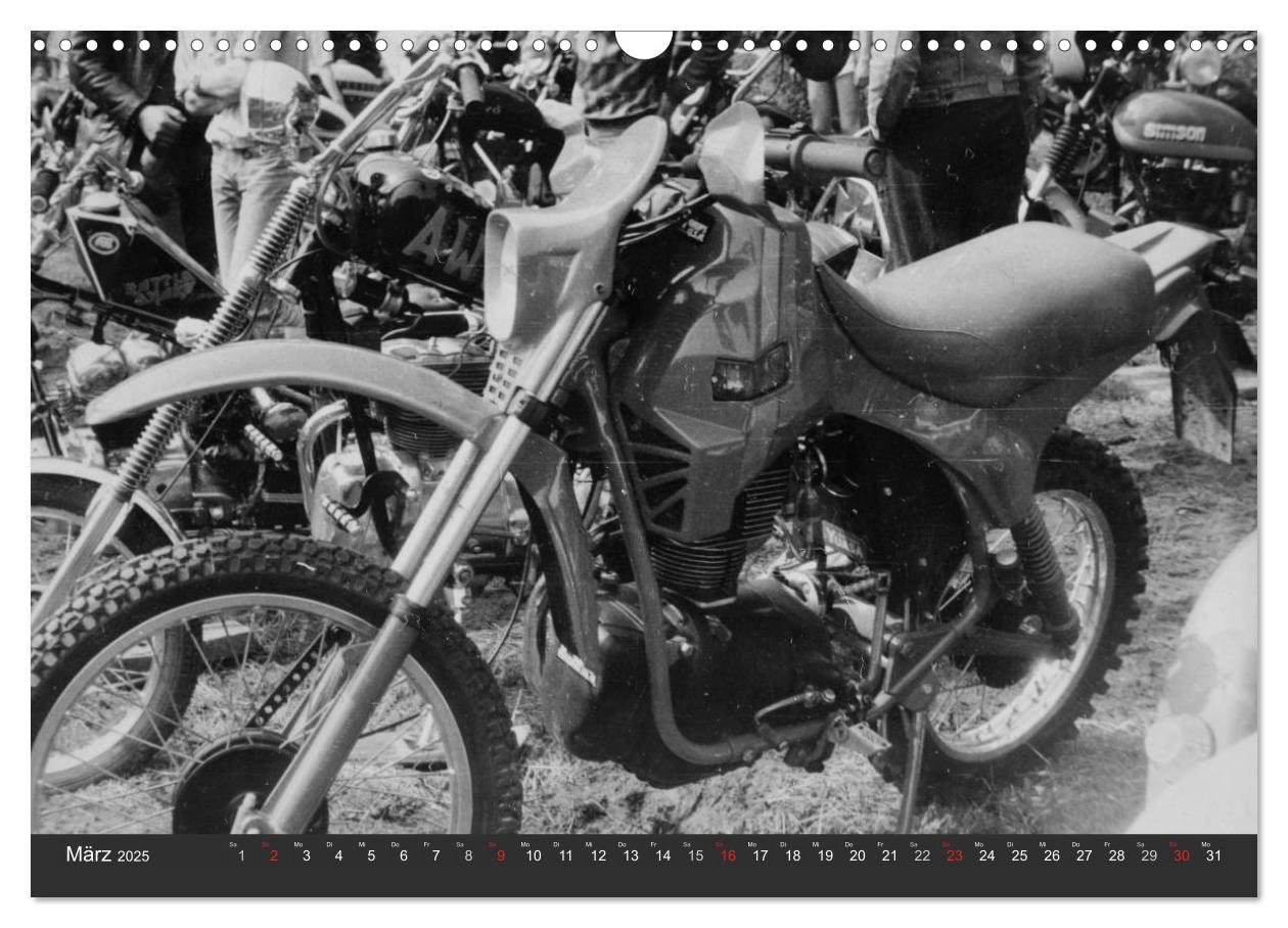 Bild: 9783435532087 | east Rider - Biker und Bikes aus der DDR (Wandkalender 2025 DIN A3...