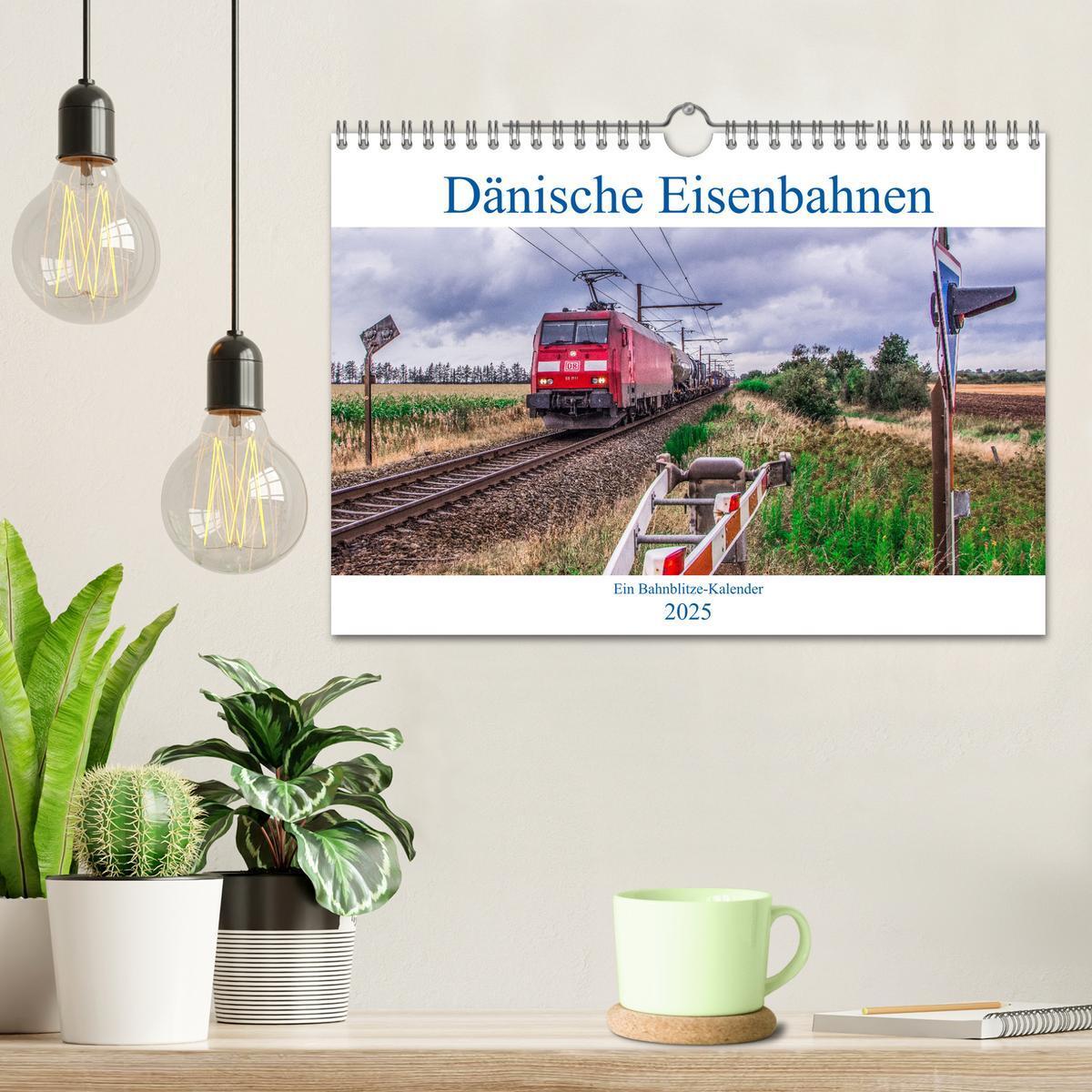 Bild: 9783435002801 | Dänische Eisenbahnen (Wandkalender 2025 DIN A4 quer), CALVENDO...