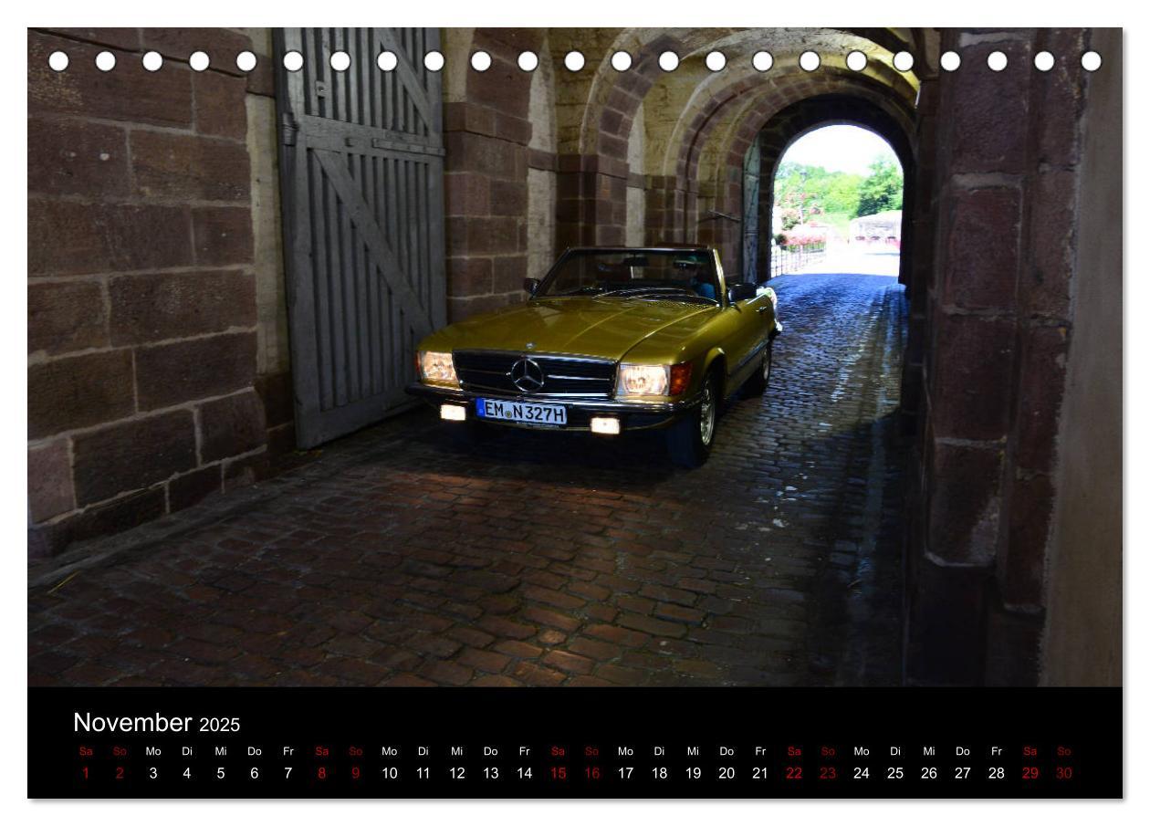 Bild: 9783435440825 | Mercedes SL W107 - zeitlose Eleganz (Tischkalender 2025 DIN A5...