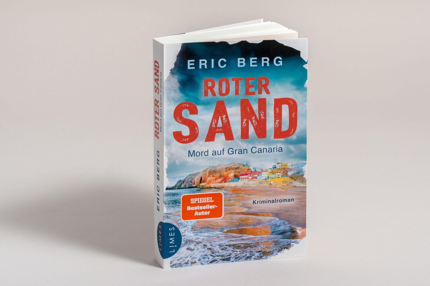 Bild: 9783809027676 | Roter Sand - Mord auf Gran Canaria | Kriminalroman | Eric Berg | Buch