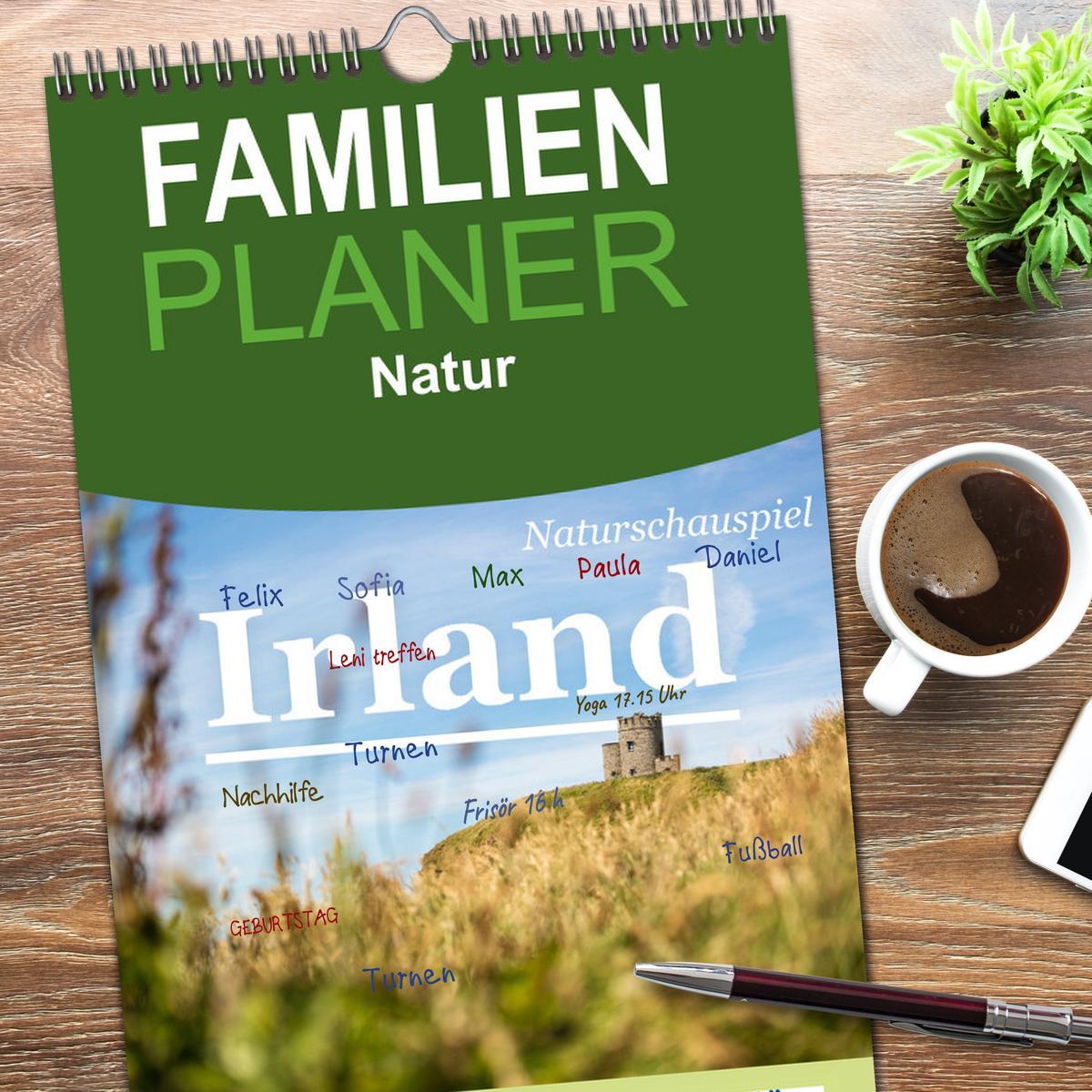 Bild: 9783457103951 | Familienplaner 2025 - Naturschauspiel Irland mit 5 Spalten...