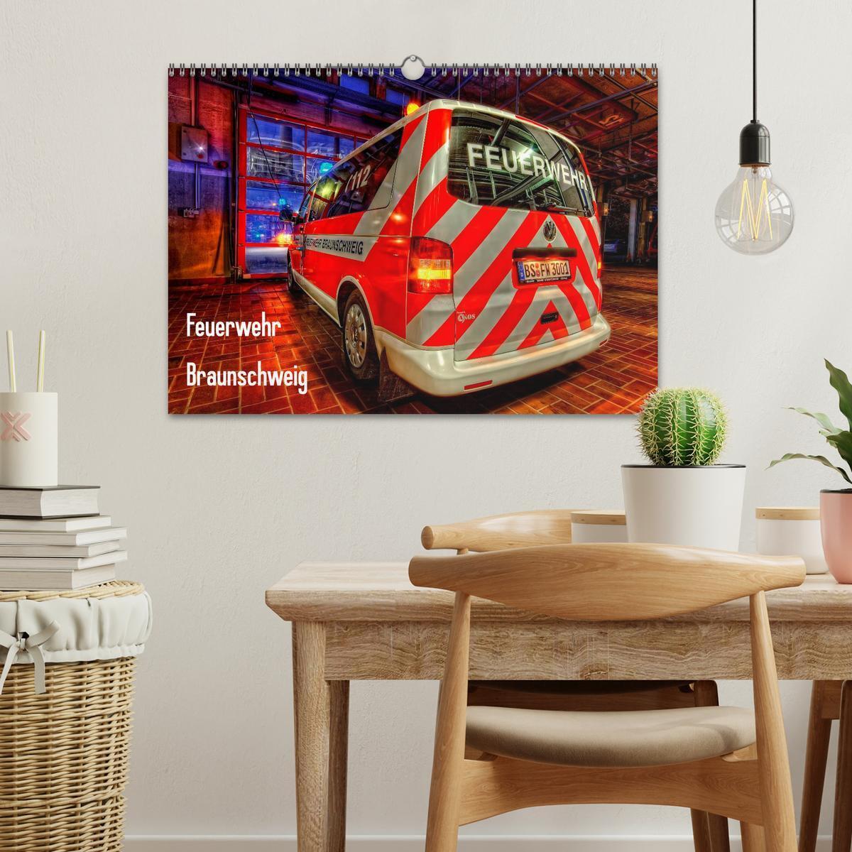 Bild: 9783435816743 | Feuerwehr Braunschweig (Wandkalender 2025 DIN A3 quer), CALVENDO...