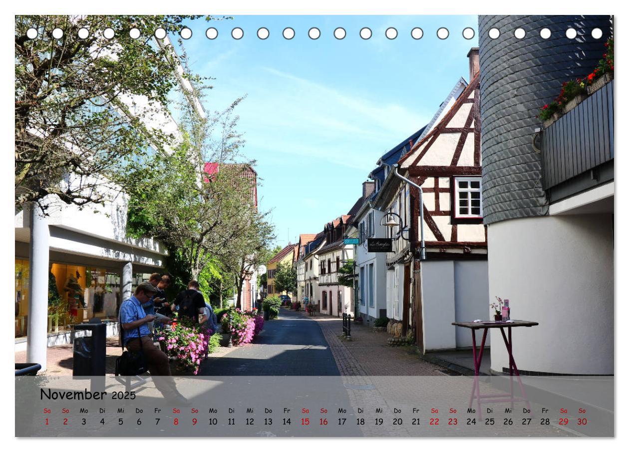 Bild: 9783435438129 | Fachwerkromantik in Hofheim am Taunus (Tischkalender 2025 DIN A5...