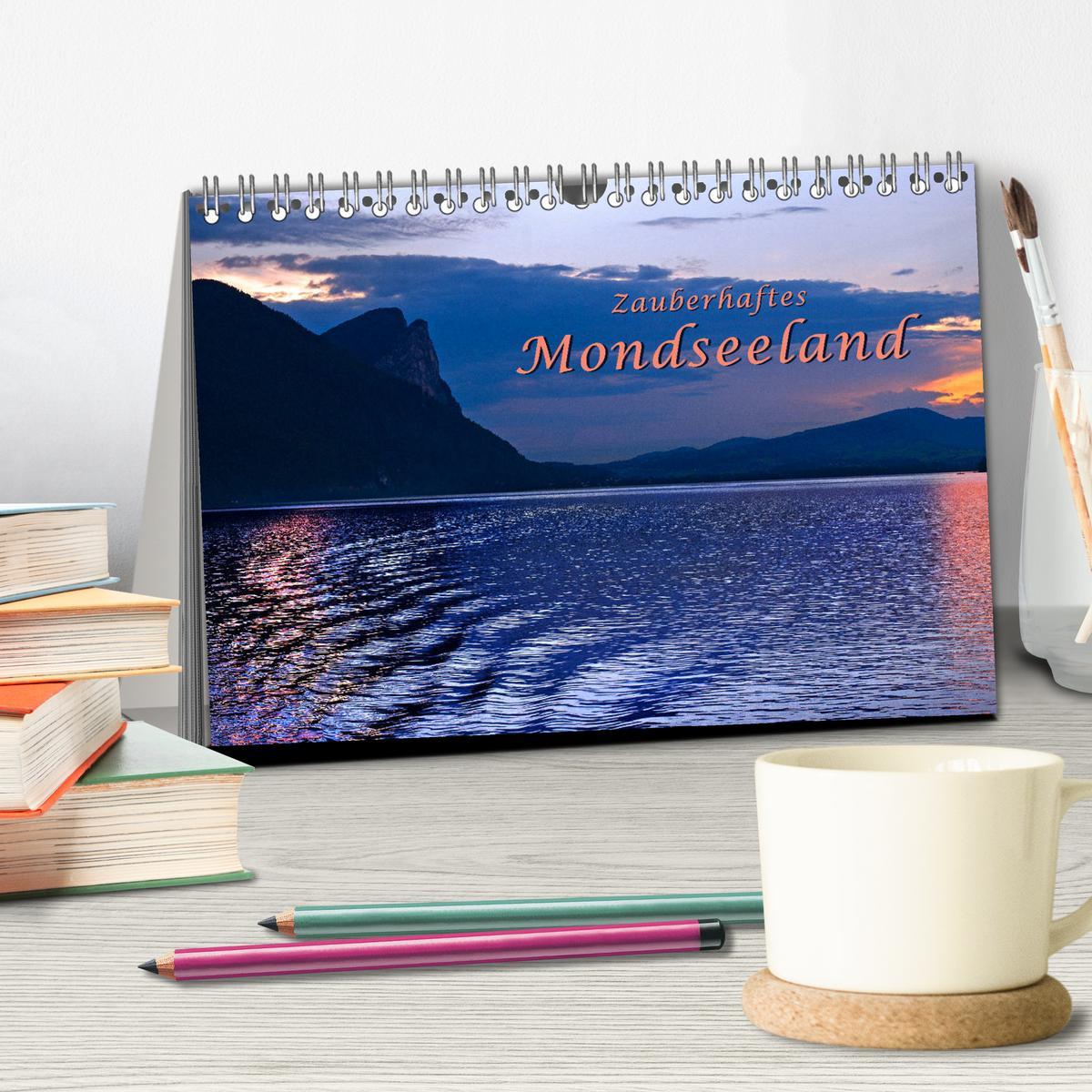 Bild: 9783435307661 | Zauberhaftes Mondseeland (Tischkalender 2025 DIN A5 quer), CALVENDO...