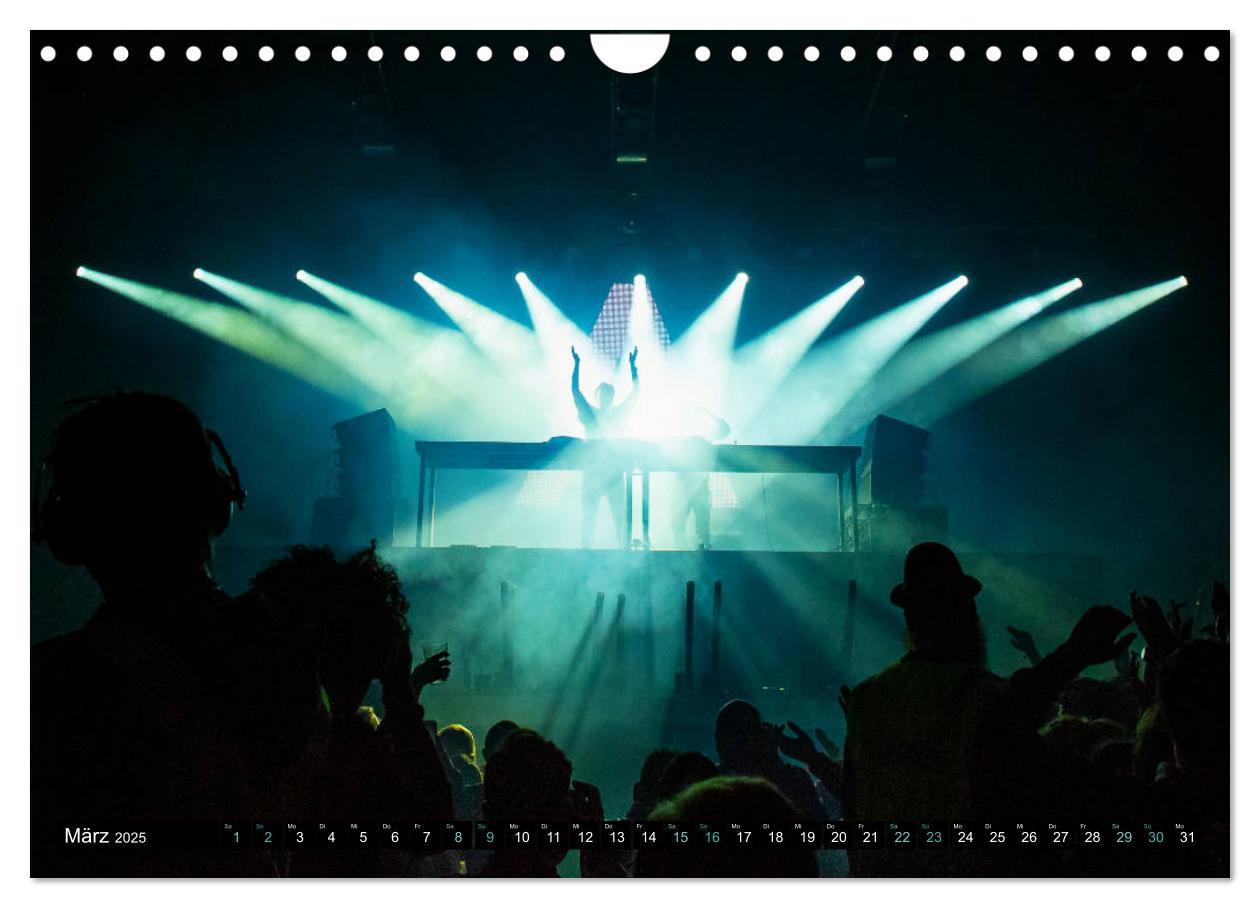 Bild: 9783435337927 | DJ Liveact (Wandkalender 2025 DIN A4 quer), CALVENDO Monatskalender