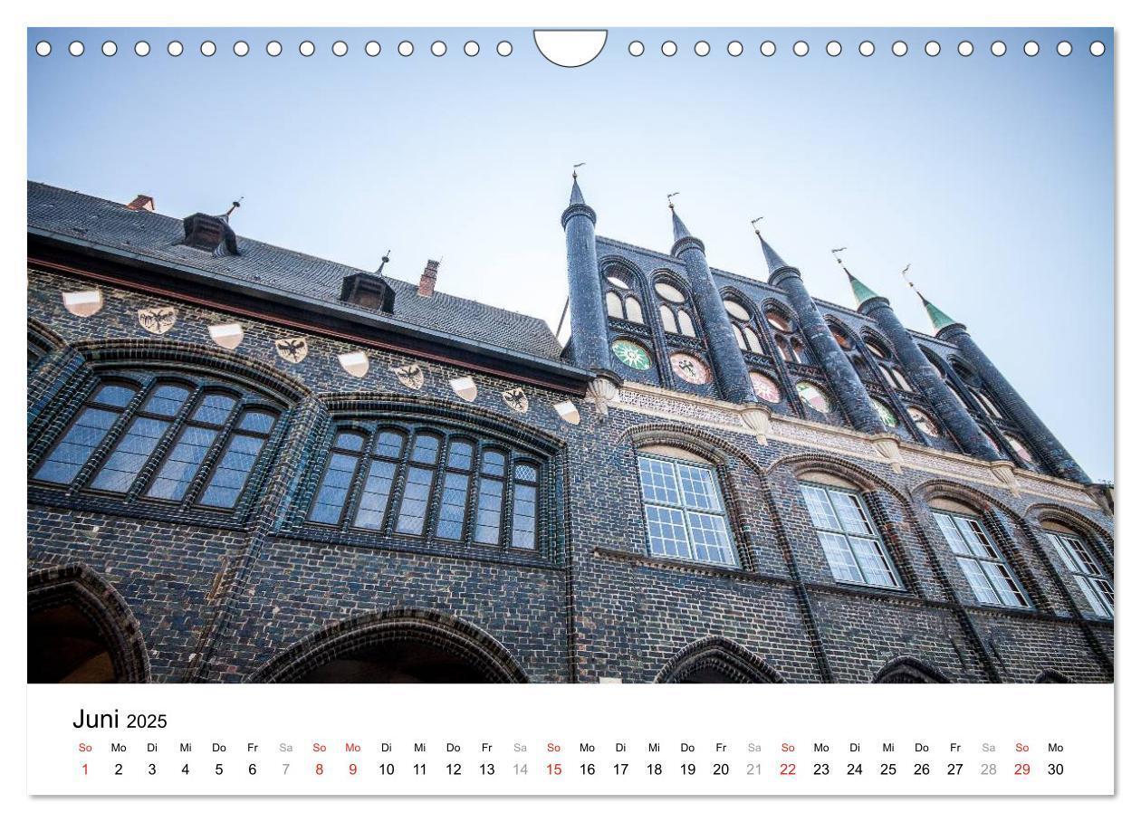 Bild: 9783435573448 | Lübeck - Das Tor zur Ostsee (Wandkalender 2025 DIN A4 quer),...