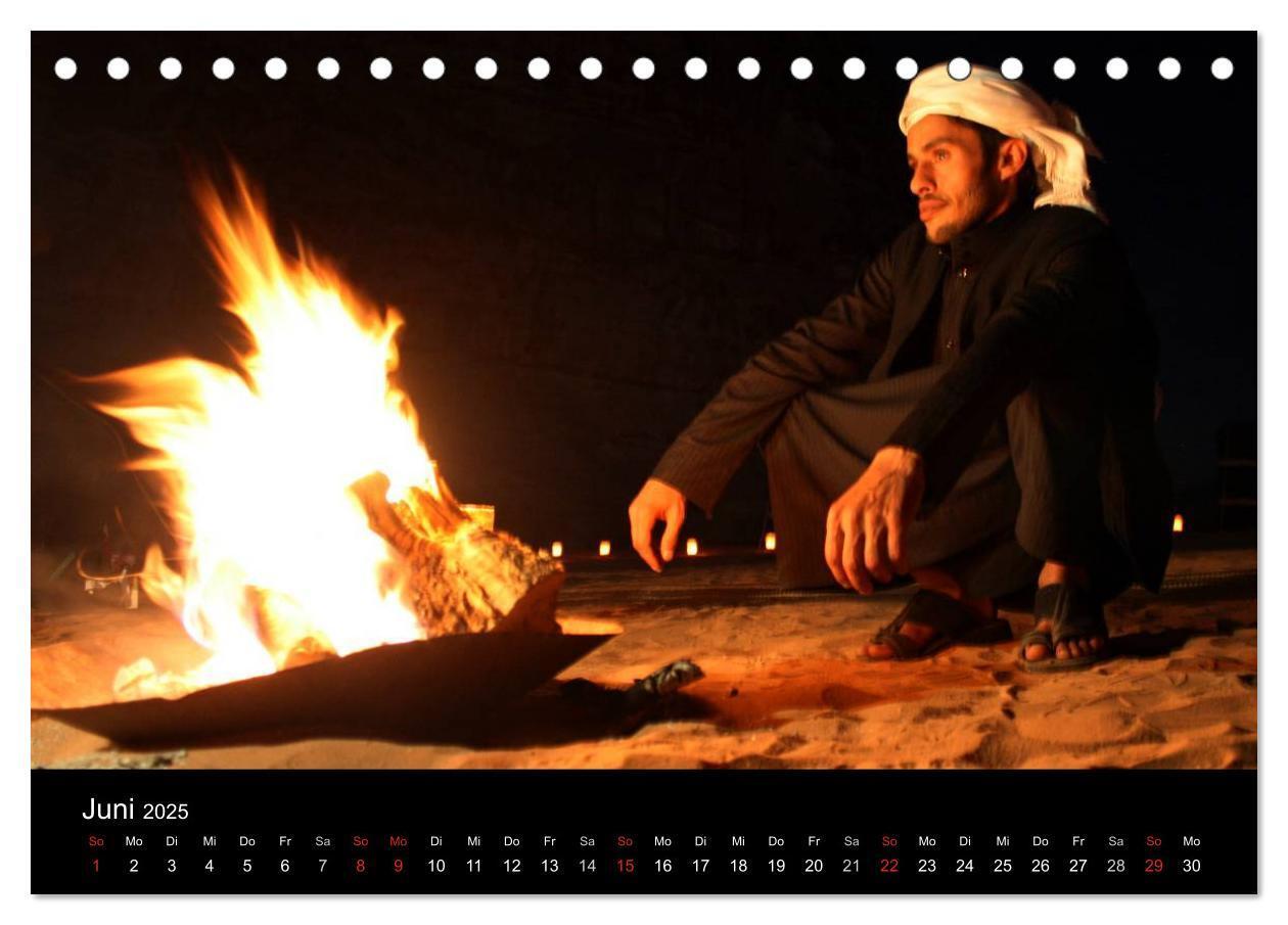 Bild: 9783435641239 | Faszinierendes Jordanien (Tischkalender 2025 DIN A5 quer), CALVENDO...