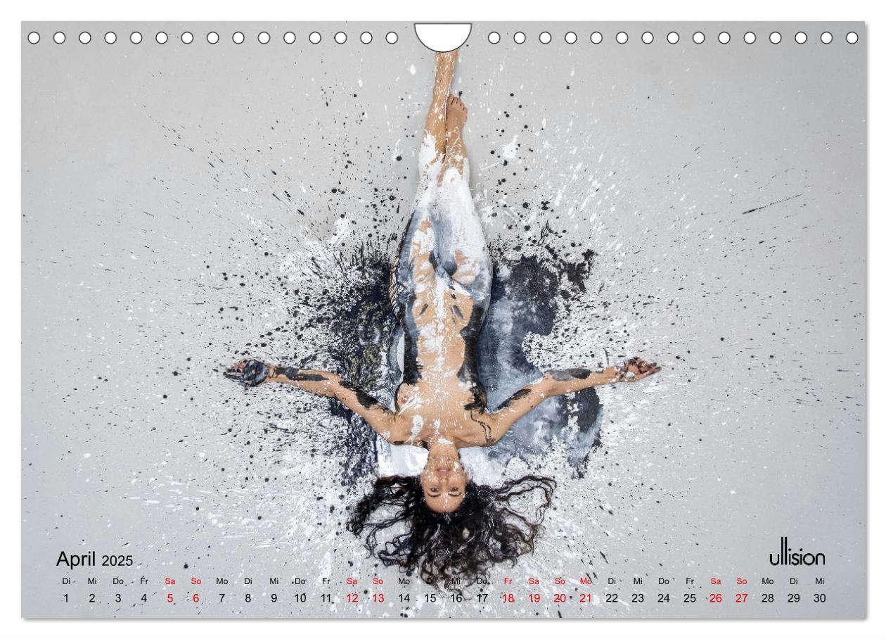 Bild: 9783383835032 | Akt in Farbe ¿ schwarzweiß (Wandkalender 2025 DIN A4 quer),...