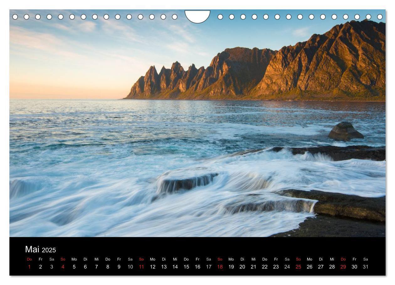 Bild: 9783435583867 | Skandinavien - Im Licht des Nordens (Wandkalender 2025 DIN A4...