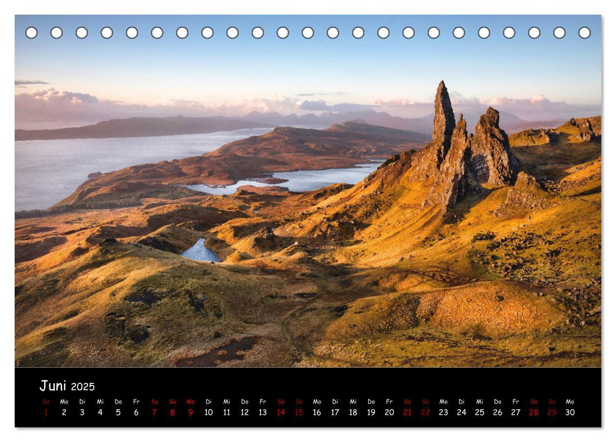 Bild: 9783435298792 | Schottland zum Verlieben (Tischkalender 2025 DIN A5 quer), CALVENDO...