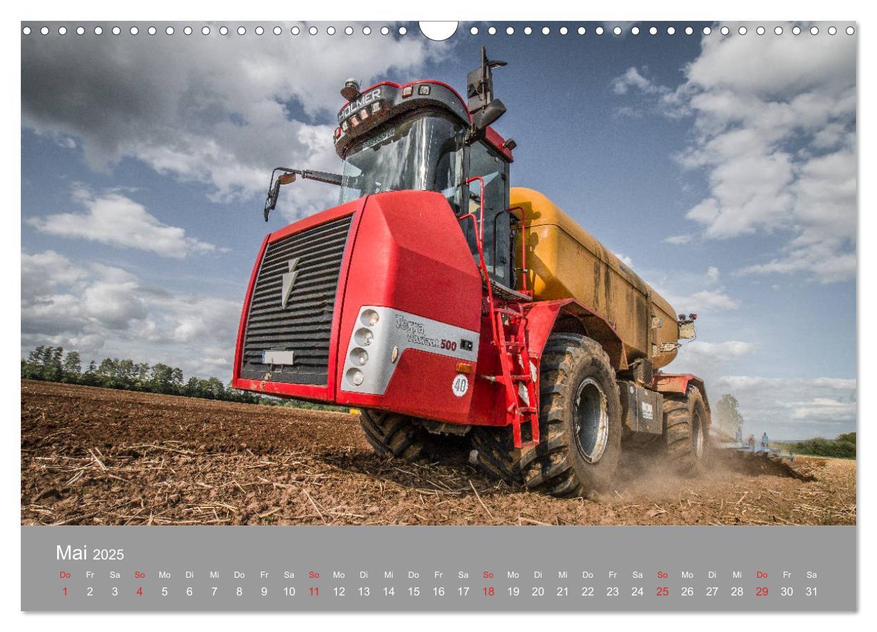 Bild: 9783435173600 | Landtechnik im Einsatz (Wandkalender 2025 DIN A3 quer), CALVENDO...