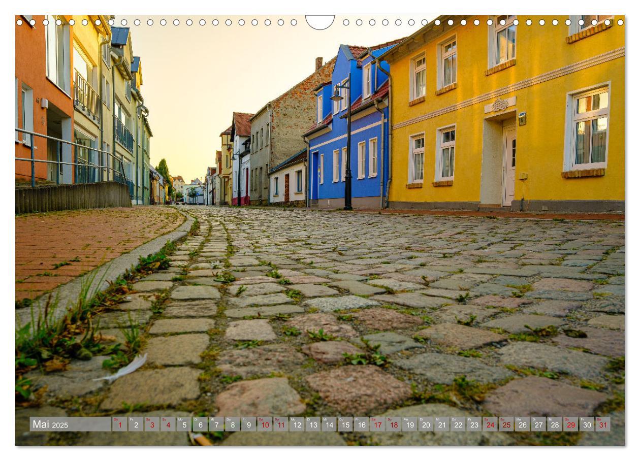 Bild: 9783383917660 | Ein Blick auf Ueckermünde (Wandkalender 2025 DIN A3 quer), CALVENDO...