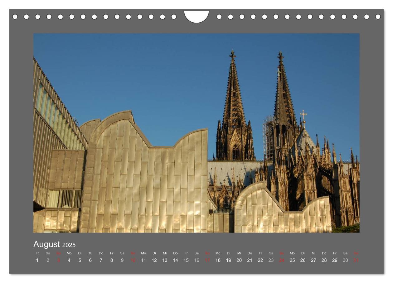 Bild: 9783435775729 | Kirchen in Europa (Wandkalender 2025 DIN A4 quer), CALVENDO...