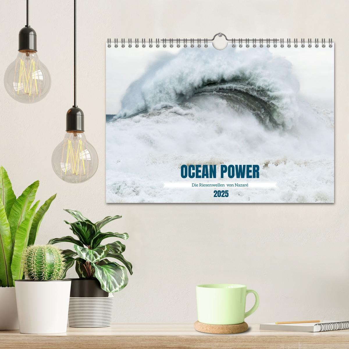 Bild: 9783457199497 | OCEAN POWER - Die Riesenwellen von Nazaré (Wandkalender 2025 DIN A4...