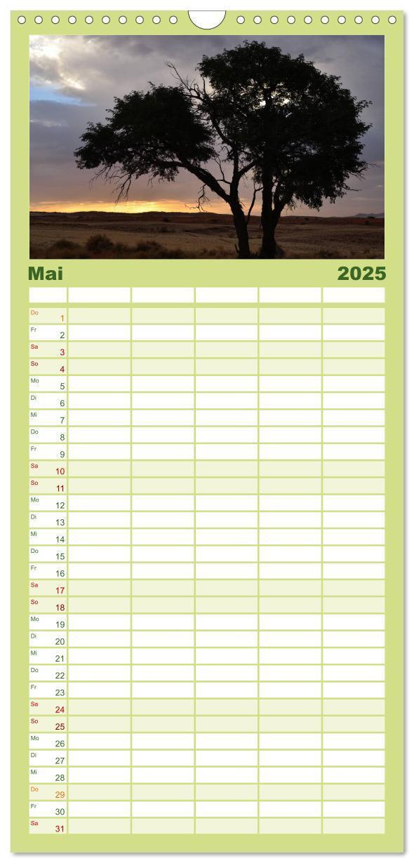 Bild: 9783457122051 | Familienplaner 2025 - Namibia mit 5 Spalten (Wandkalender, 21 x 45...