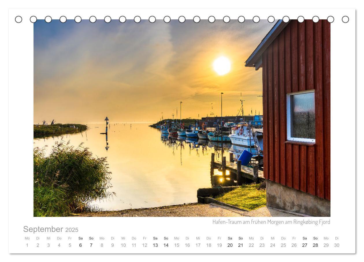 Bild: 9783435003457 | Sehnsucht Holmsland Klit ¿ Impressionen und Collagen (Tischkalender...