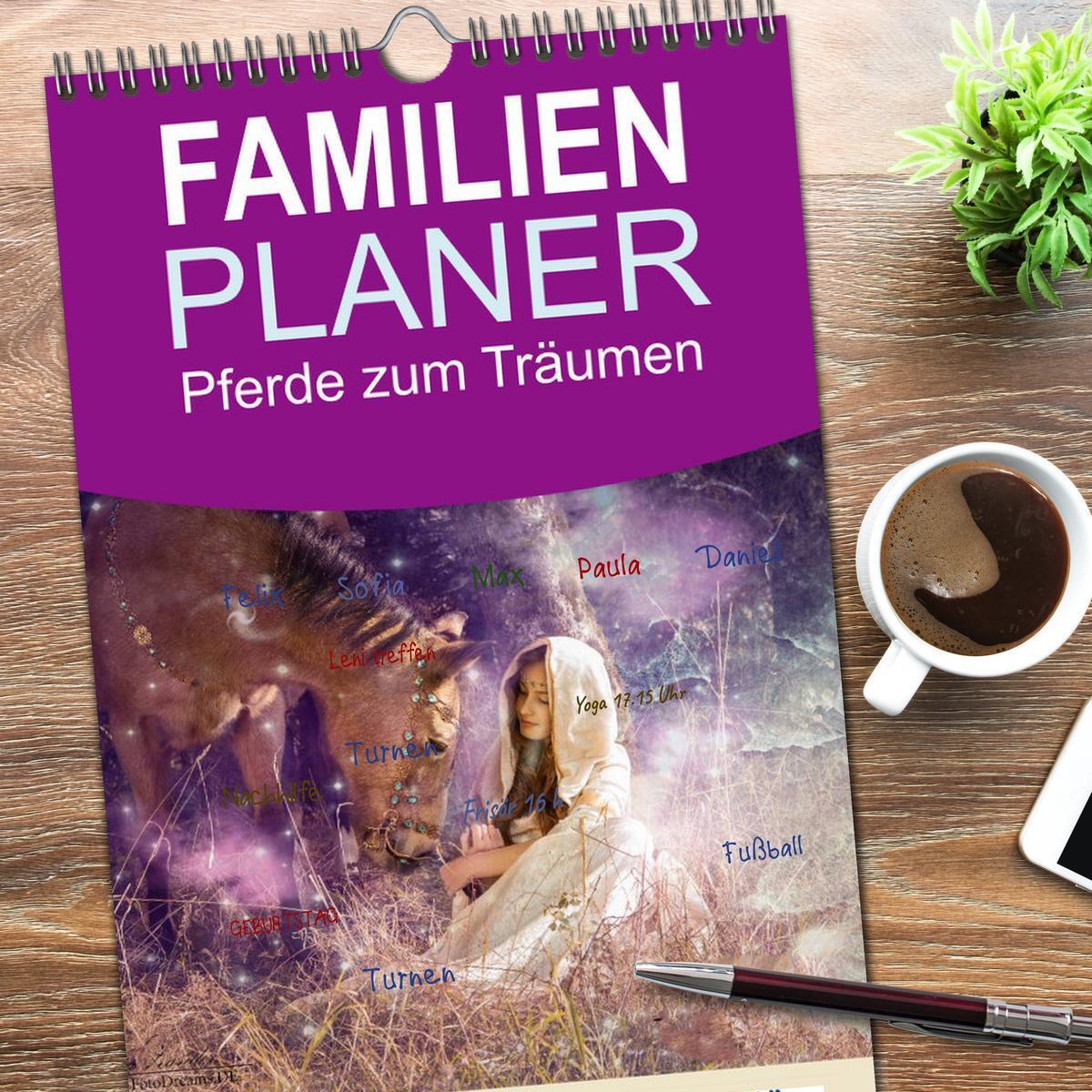 Bild: 9783457115503 | Familienplaner 2025 - Pferde zum Träumen mit 5 Spalten...