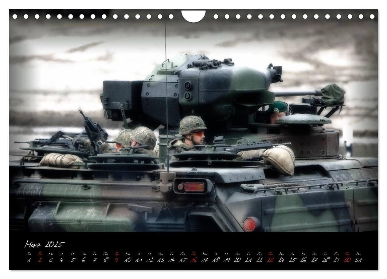 Bild: 9783435823802 | Schützenpanzer Marder (Wandkalender 2025 DIN A4 quer), CALVENDO...