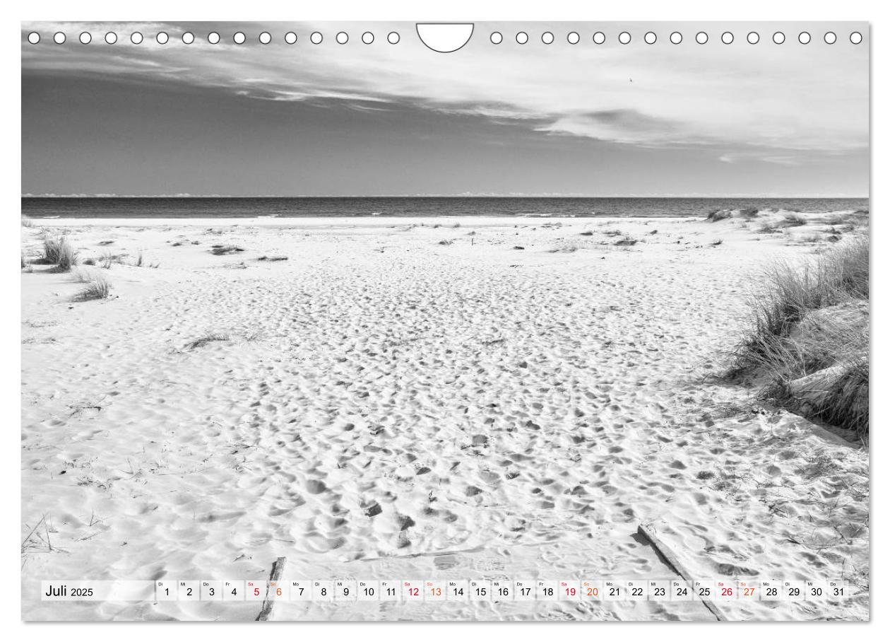 Bild: 9783435350018 | Bornholm black &amp; white (Wandkalender 2025 DIN A4 quer), CALVENDO...