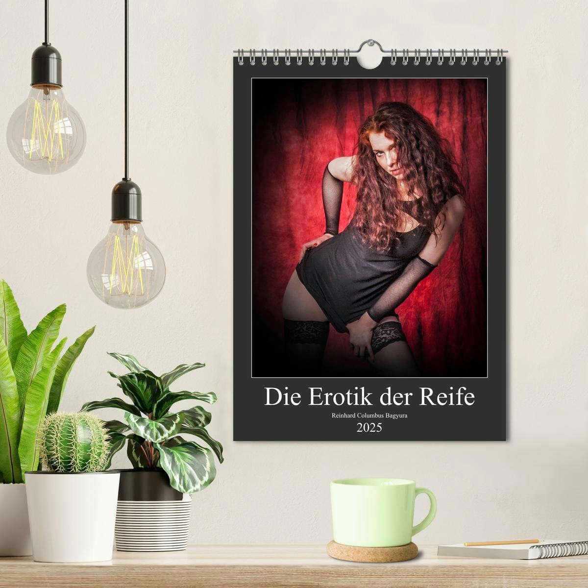 Bild: 9783435985296 | Die Erotik der Reife (Wandkalender 2025 DIN A4 hoch), CALVENDO...