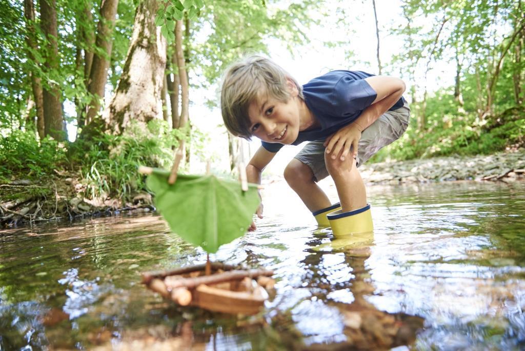 Bild: 4010168239477 | HABA Terra Kids Korkboot-Bausatz | Stück | Faltschachtel | Deutsch