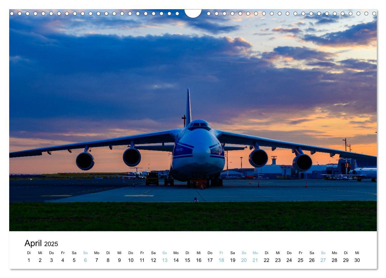 Bild: 9783435098620 | Air Cargo - Frachtflugzeuge, Giganten der Lüfte (Wandkalender 2025...