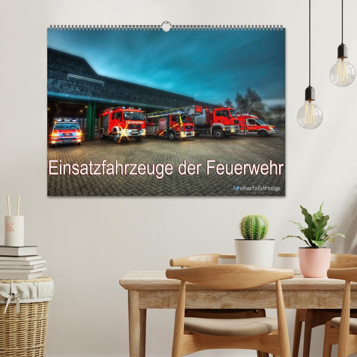 Bild: 9783435635641 | Einsatzfahrzeuge der Feuerwehr (Wandkalender 2025 DIN A2 quer),...