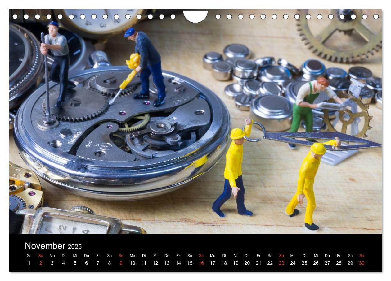 Bild: 9783435762262 | UHR Menschen (Wandkalender 2025 DIN A4 quer), CALVENDO Monatskalender