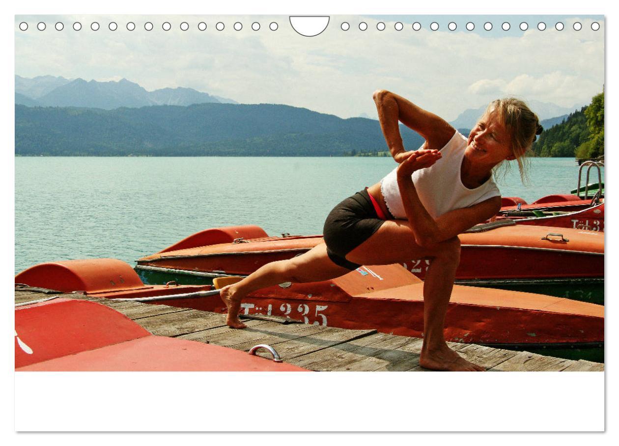 Bild: 9783435283132 | Yoga ¿ Harmonie am Walchensee (Wandkalender 2025 DIN A4 quer),...