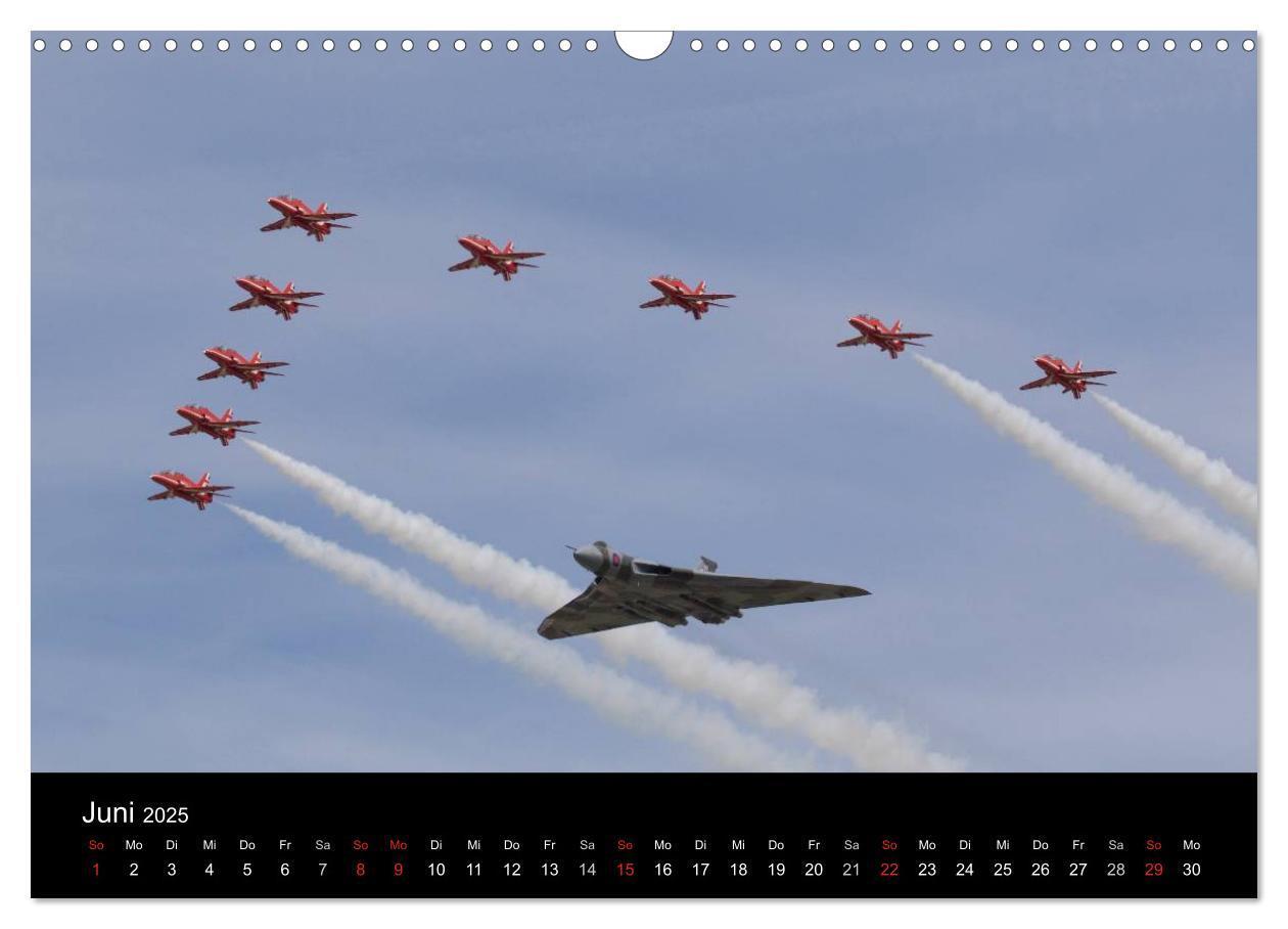 Bild: 9783435479054 | Militärflugzeuge 2025 (Wandkalender 2025 DIN A3 quer), CALVENDO...