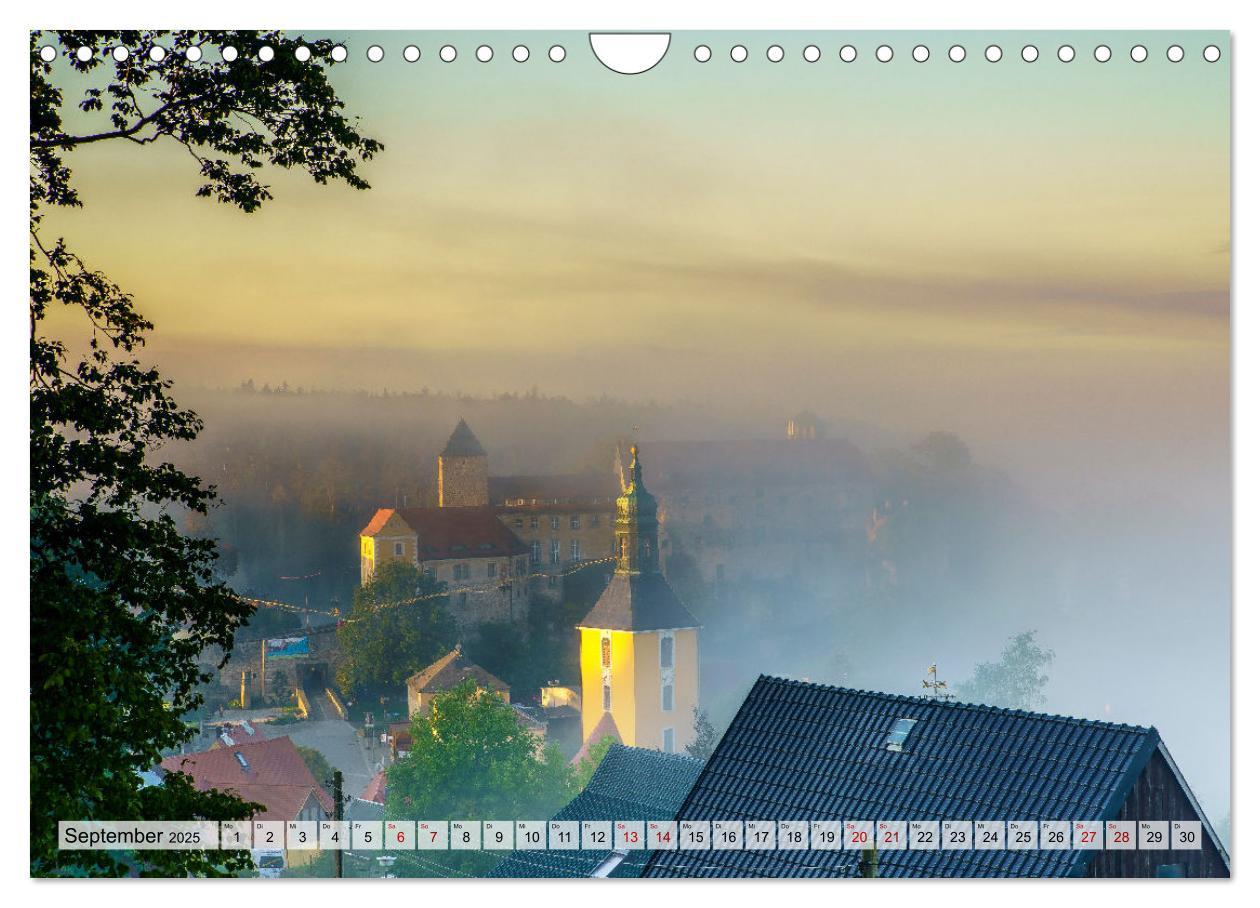 Bild: 9783435029433 | Die Burg Hohnstein im Wandel der Jahreszeiten (Wandkalender 2025...