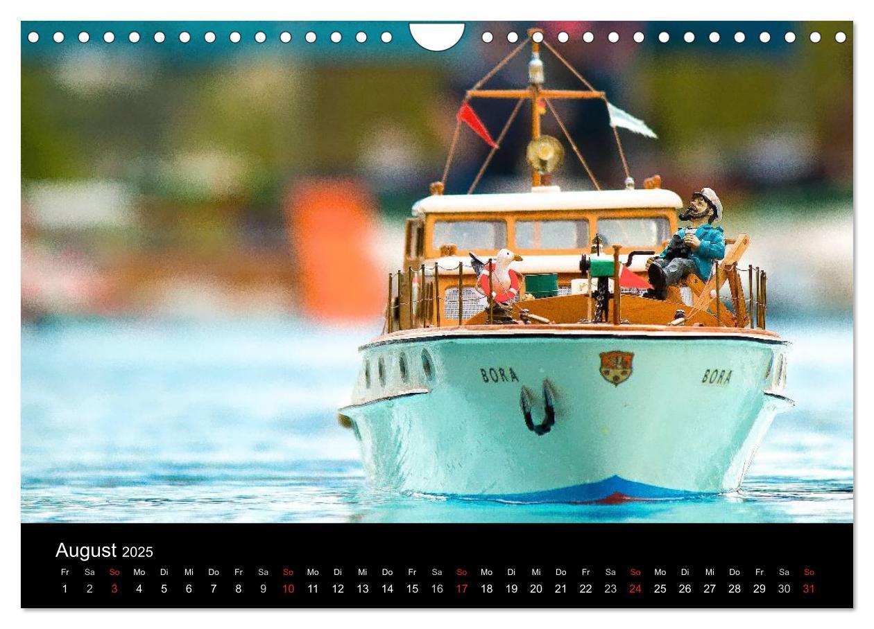 Bild: 9783435678495 | Modellboote in ihrem Element (Wandkalender 2025 DIN A4 quer),...