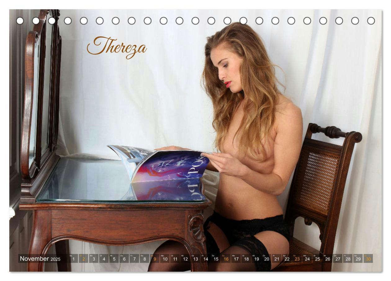 Bild: 9783383905216 | EROTIK FOTOART - Topless Girls (Tischkalender 2025 DIN A5 quer),...