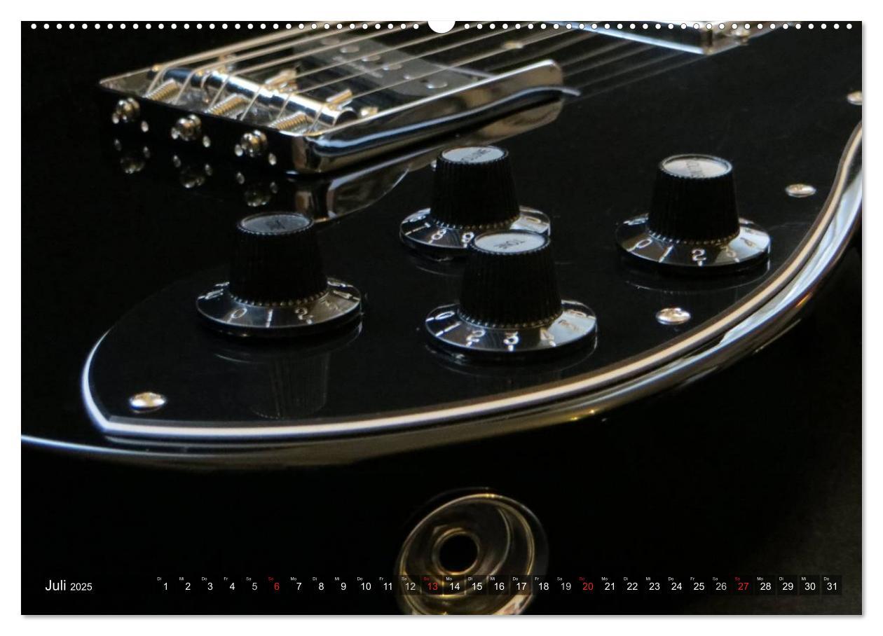 Bild: 9783435745753 | GITARREN Closeups (Wandkalender 2025 DIN A2 quer), CALVENDO...