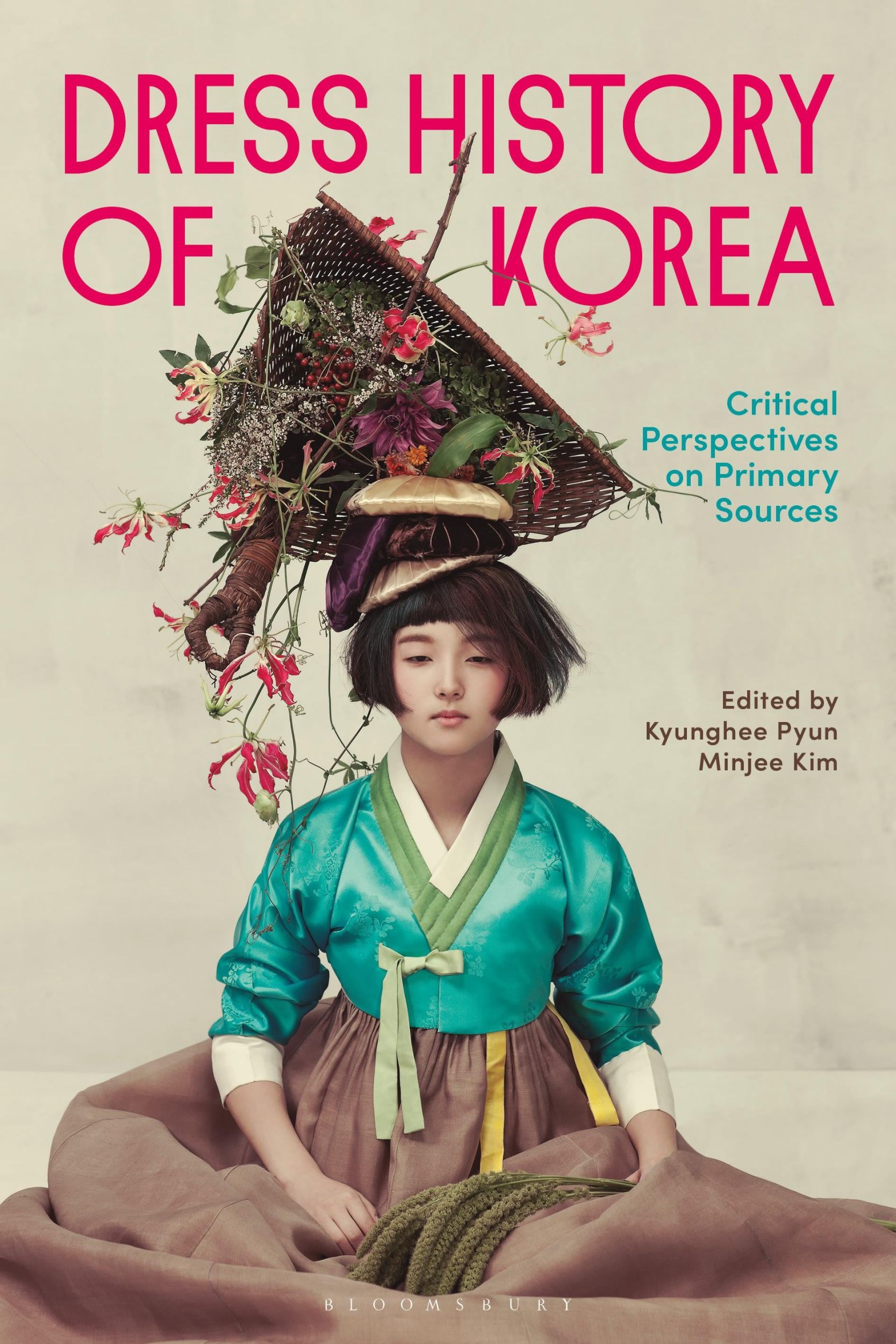 Cover: 9781350374638 | Dress History of Korea | Critical Perspectives on Primary Sources