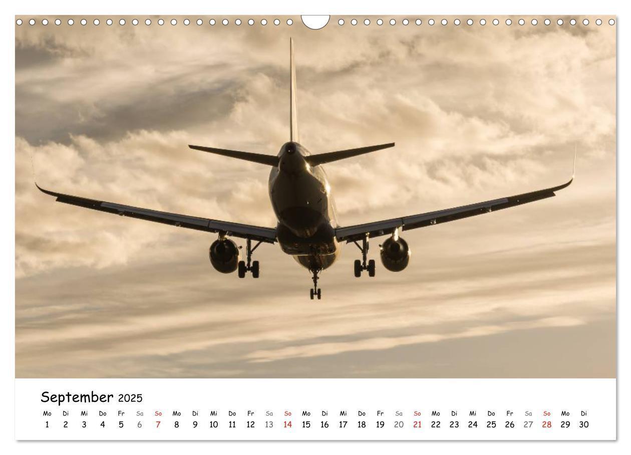 Bild: 9783435778409 | Airliners in Frankfurt (Wandkalender 2025 DIN A3 quer), CALVENDO...