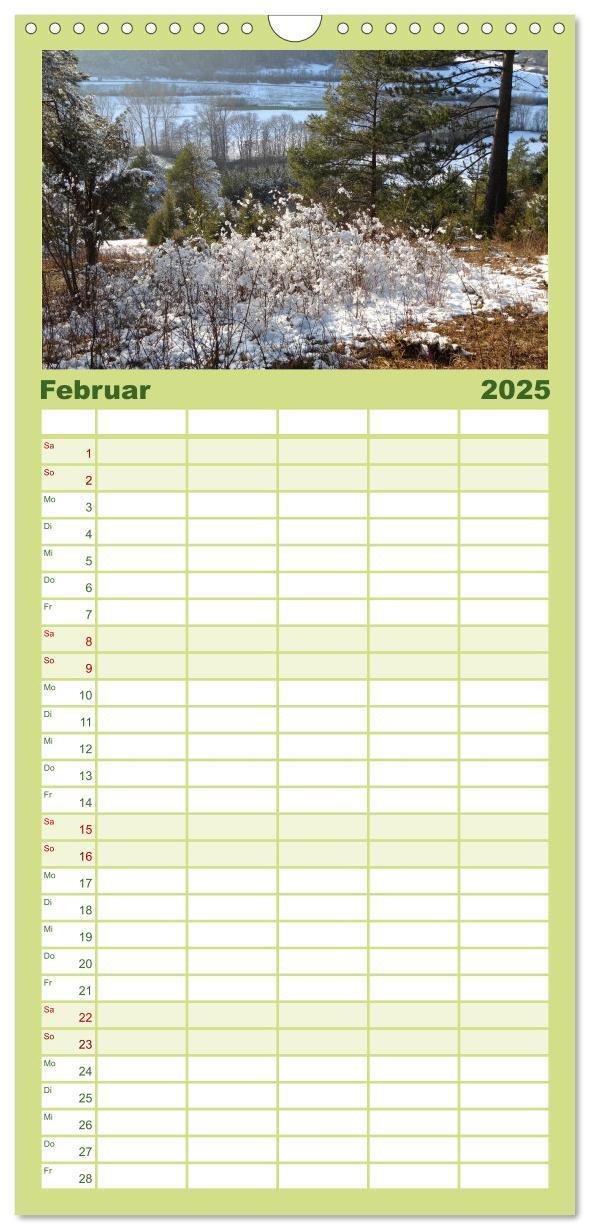 Bild: 9783457116005 | Familienplaner 2025 - Jahreszeiten mit 5 Spalten (Wandkalender, 21...