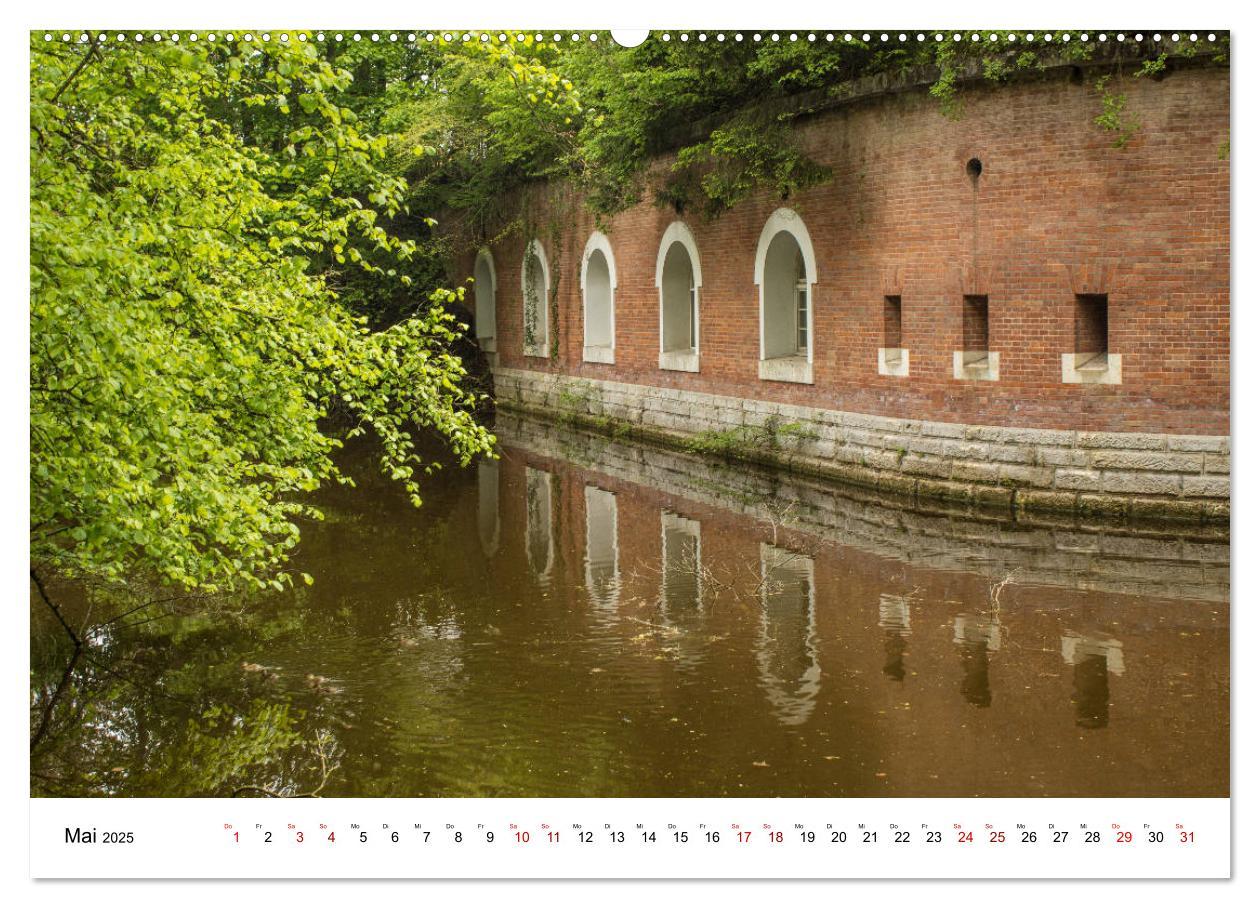 Bild: 9783435349821 | Märchenhaftes Ingolstadt (hochwertiger Premium Wandkalender 2025...