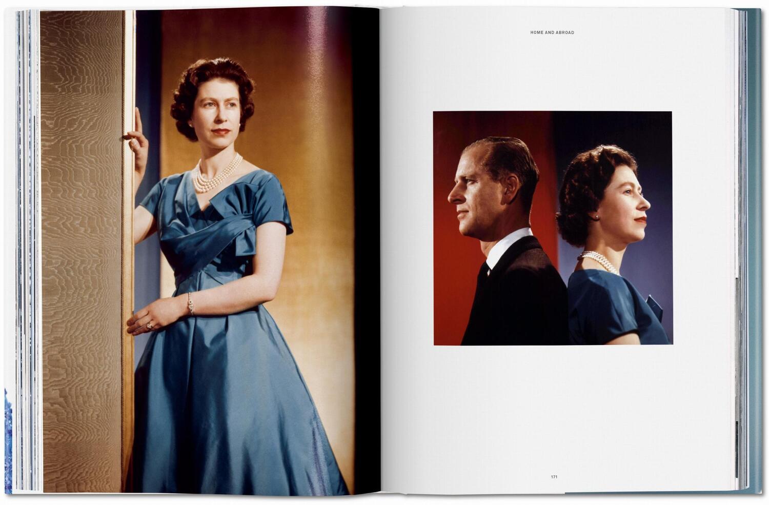 Bild: 9783836584685 | Her Majesty. A Photographic History 1926-2022 | Christopher Warwick