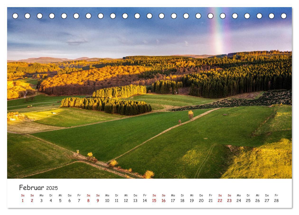 Bild: 9783435430888 | Das Sauerland bei Brilon aus der Vogelperspektive (Tischkalender...