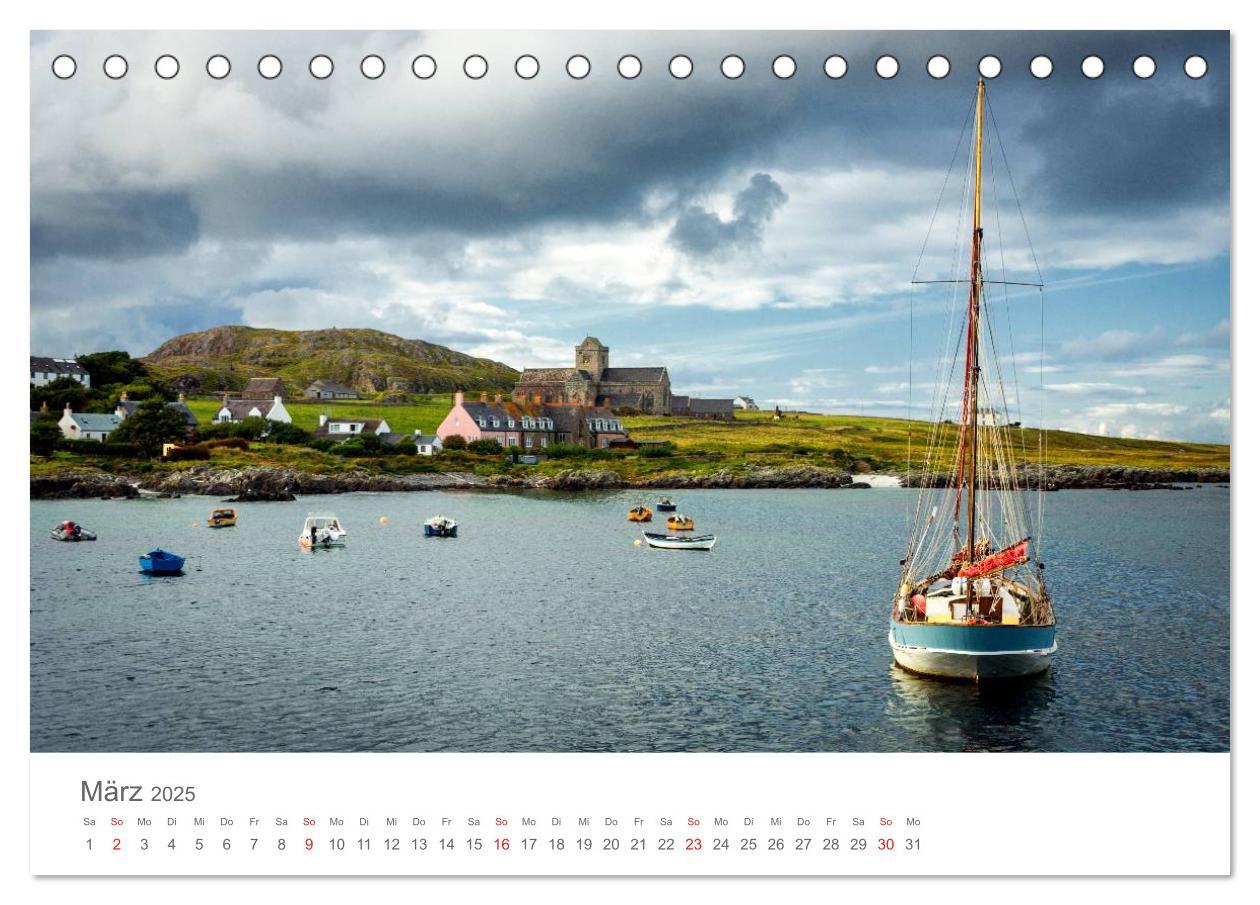 Bild: 9783435671052 | Iona. Insel der Pilger (Tischkalender 2025 DIN A5 quer), CALVENDO...