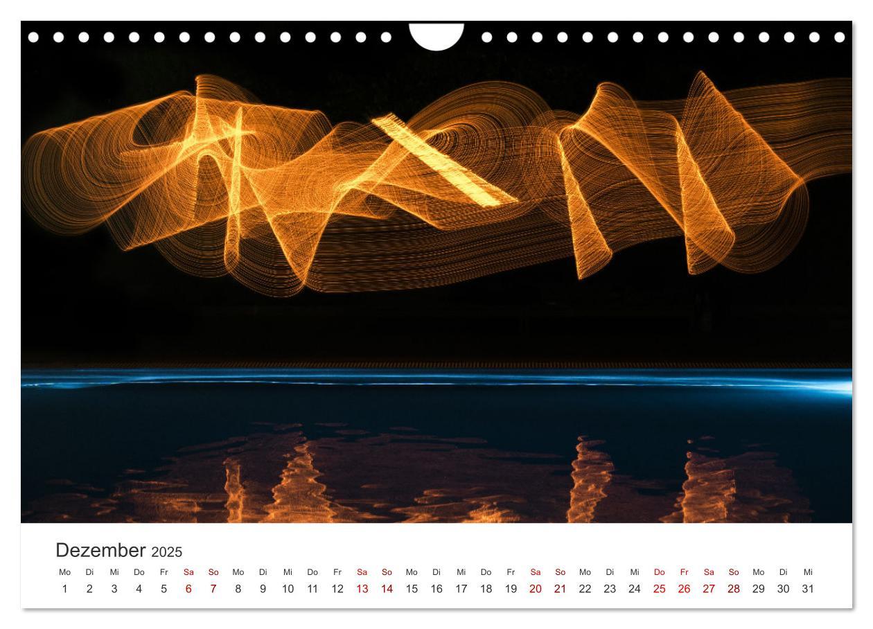 Bild: 9783435351701 | Lightpainting - Malen mit Licht und Zeit (Wandkalender 2025 DIN A4...