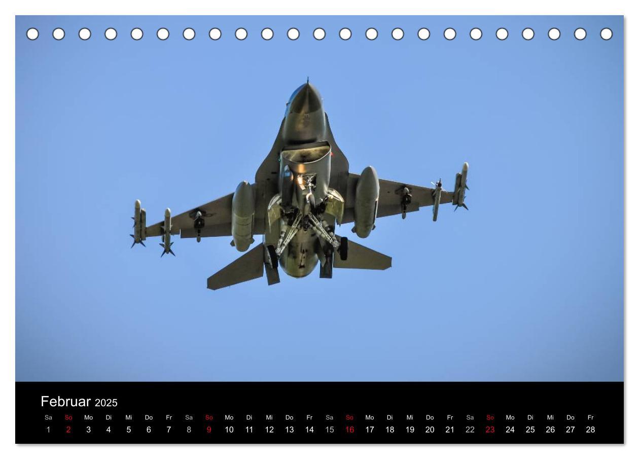 Bild: 9783435728961 | F-16 Fliegende Legende (Tischkalender 2025 DIN A5 quer), CALVENDO...