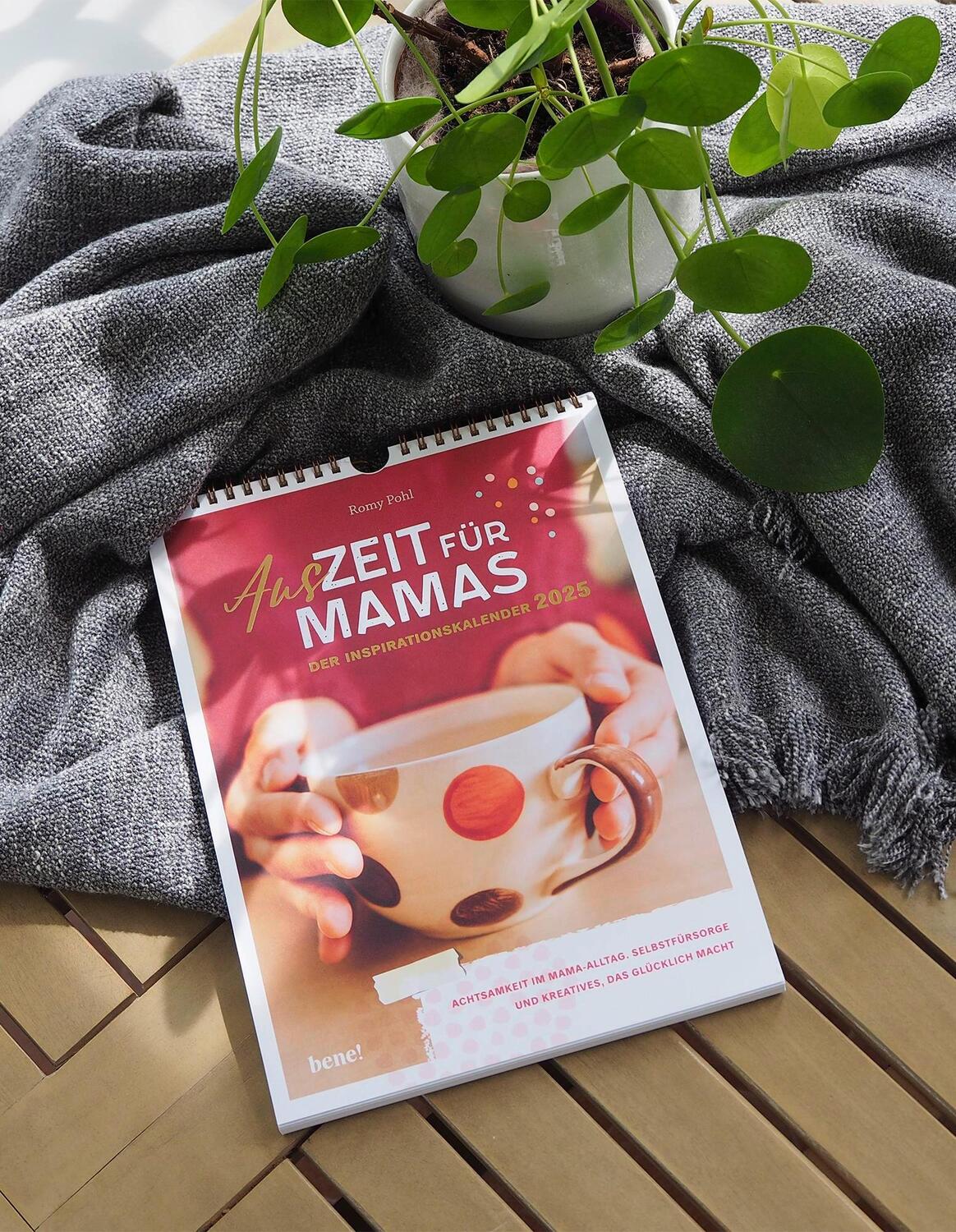 Bild: 4251693903154 | Wochenkalender 2025: AusZeit für Mamas 2025 - Inspirationskalender