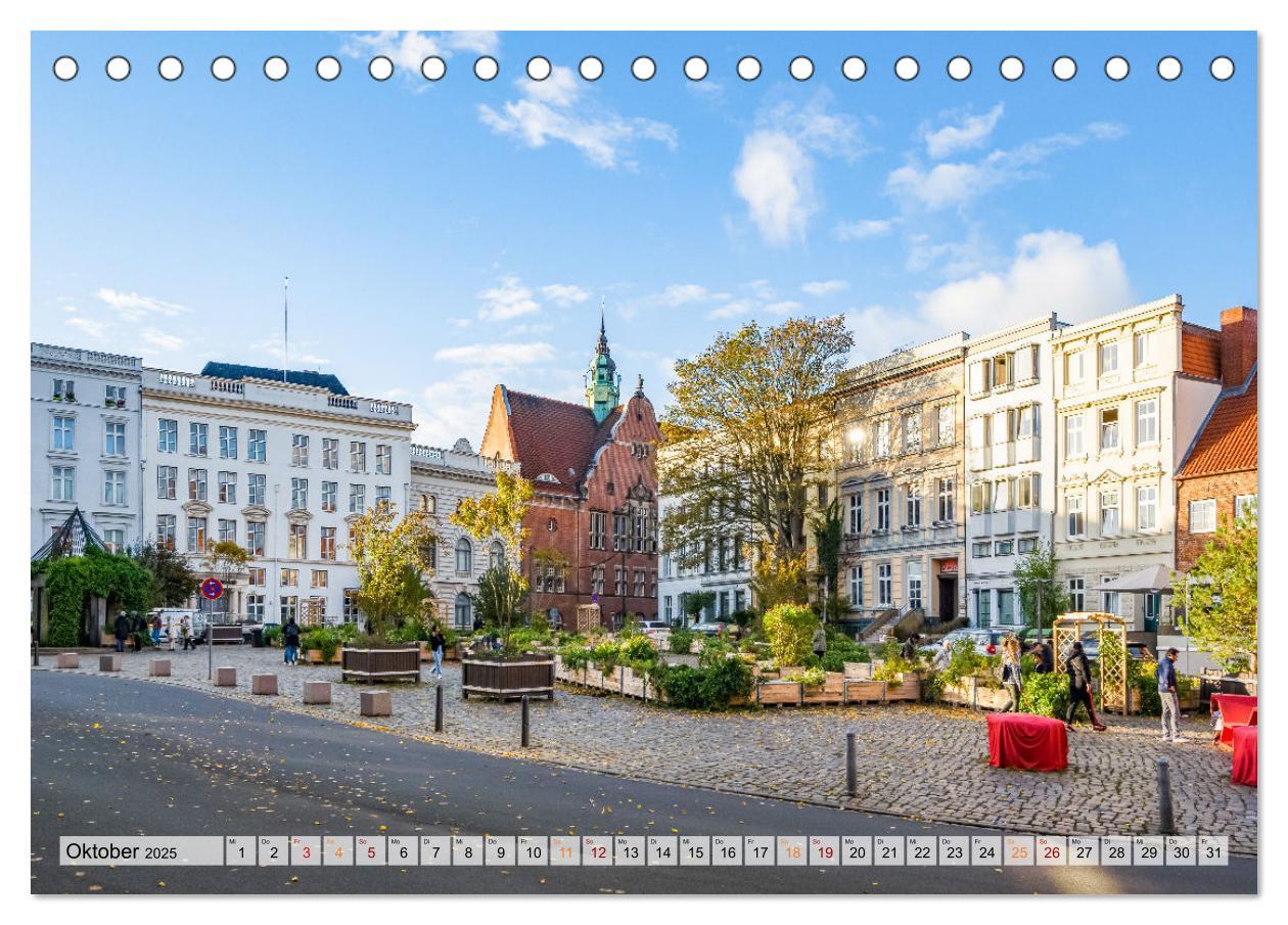 Bild: 9783383902031 | Lübeck Impressionen (Tischkalender 2025 DIN A5 quer), CALVENDO...