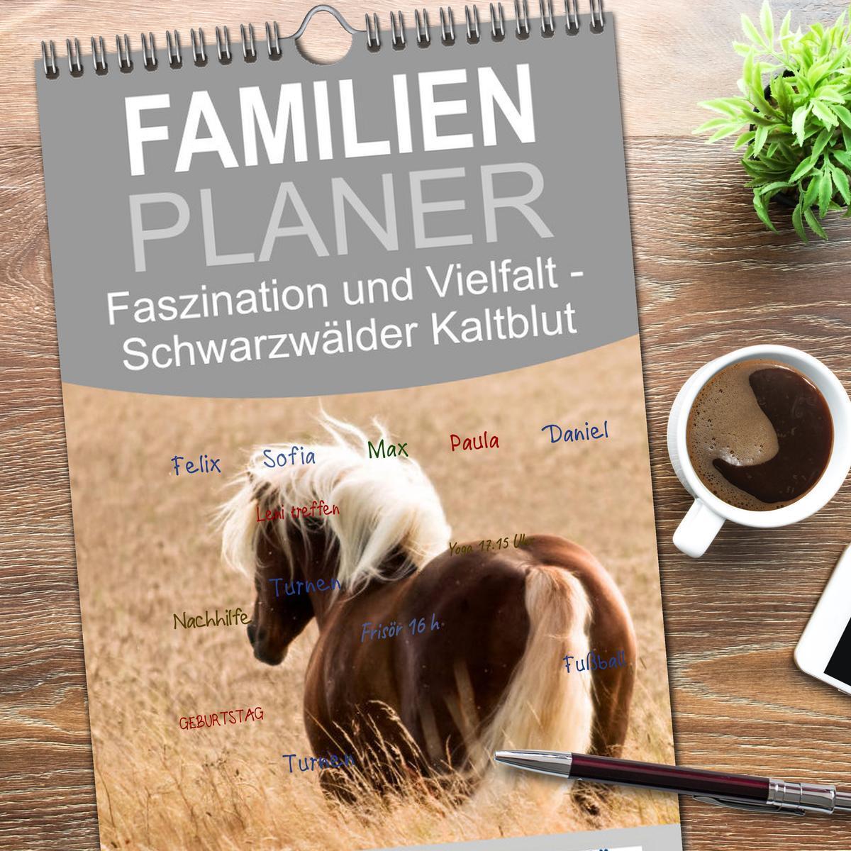 Bild: 9783457122686 | Familienplaner 2025 - Faszination und Vielfalt - Schwarzwälder...