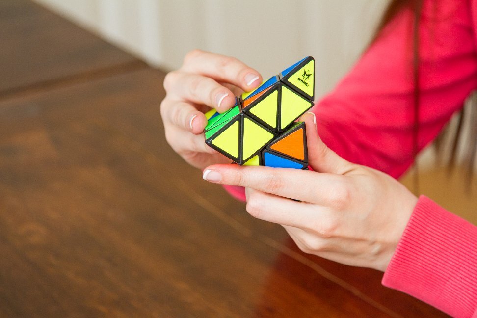 Bild: 8717278850351 | Meffert's Pyraminx | Spiel | In Geschenkverpackung | 2018 | InVento