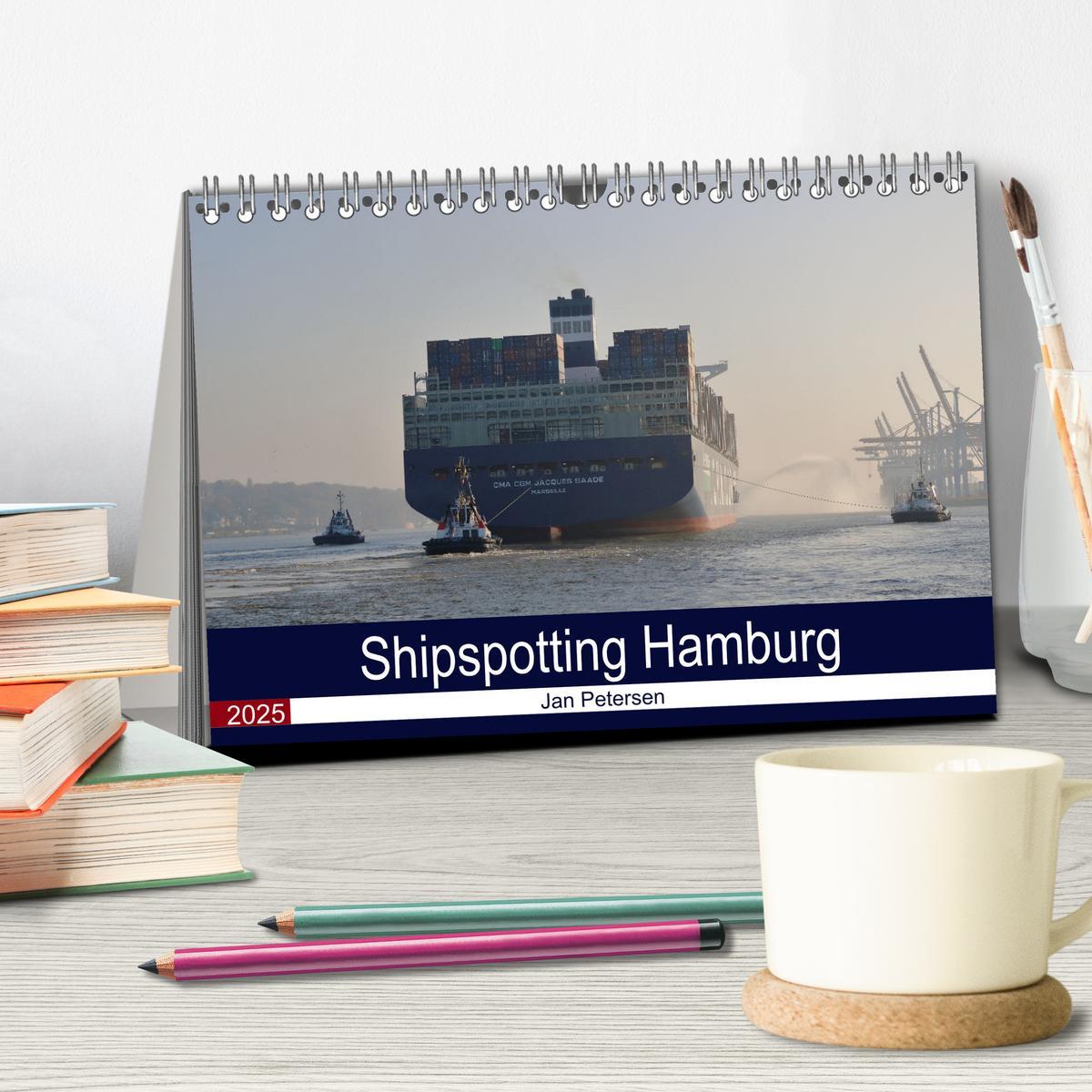 Bild: 9783383987755 | Shipspotting Hamburg (Tischkalender 2025 DIN A5 quer), CALVENDO...